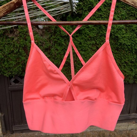 Coral Keyhole Cutout Low Impact Strappy Sports Bra, Size Women's S (La SENZA) - Picture 2 of 4